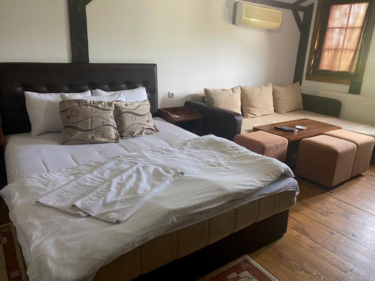 Hotel Etno Selo Timcevski Vojnik Екстер'єр фото
